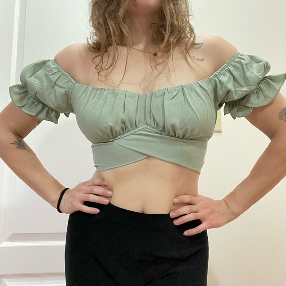 NWT Summery Top - Picture 3 of 8